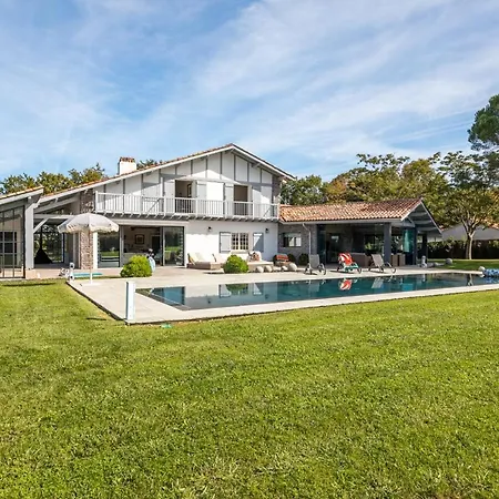 Villa Bailara- The Basque Elegance To Spend Dreamy Family Holidays ! *