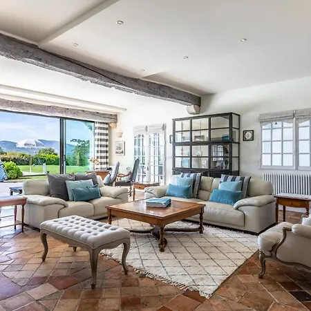 Villa Villa Bailara- The Basque Elegance To Spend Dreamy Family Holidays !