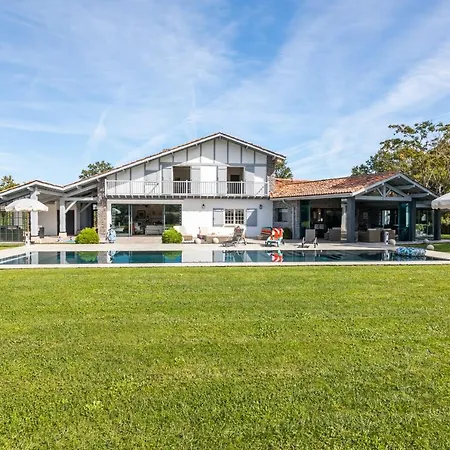 Villa Villa Bailara- The Basque Elegance To Spend Dreamy Family Holidays !