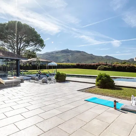 Villa Bailara- The Basque Elegance To Spend Dreamy Family Holidays ! Villa *