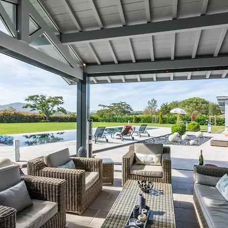 Villa Villa Bailara- The Basque Elegance To Spend Dreamy Family Holidays !