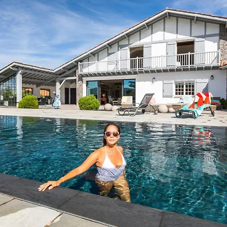 Villa Villa Bailara- The Basque Elegance To Spend Dreamy Family Holidays !