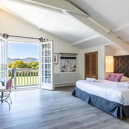 Villa Bailara- The Basque Elegance To Spend Dreamy Family Holidays ! *